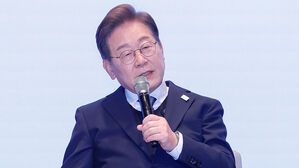 이재명 "정년연장&middot;주4.5일제 갑자기 안 해&hellip;대화하고 준비"