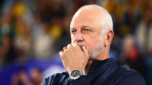 이라크 축구대표팀 지휘봉을 잡은 그레이엄 아널드 감독