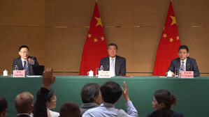 허리펑, 미국과 무역회담 끝나자 WTO 사무총장 만나