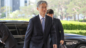 대법원 출근하는 조희대 대법원장(사진=연합뉴스)