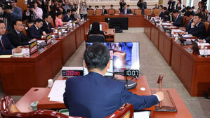 '허위사실공표 완화' 공직선거법 개정안, 국회 법사위 통과