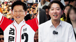 선거 운동 사흘째&hellip;김문수 &middot; 이준석 PK 표심 공략 집중