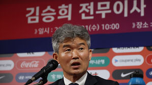 기자간담회 하는 김승희 전무이사(사진=연합뉴스)