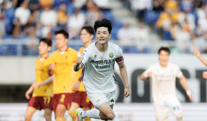 '김동현 PK 극장골' 강원, 광주에 1대 0 진땀승