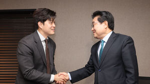 국민의힘 김용태 비대위원장-새미래민주당 전병헌 대표 회동 (사진=연합뉴스)