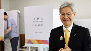 민주노동당 "결선투표제 도입 &middot; 포괄적 차별금지법 제정"&hellip;공약집 공개