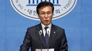 "국무총리에 김민석…비서실장에 강훈식 내정"