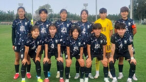 모로코와의 친선대회 3차전에 선발로 나선 여자 U-17 대표팀 선수들 (사진=대한축구협회 제공, 연합뉴스)