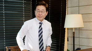 이 대통령, 트럼프와 통화 조율&hellip;대통령실 "오늘 밤은 어려울듯"