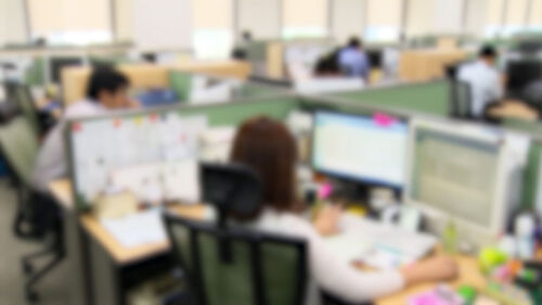 국내 기업 성별 임금격차 더 벌어져…"여성의 임금 감소폭 더 커"