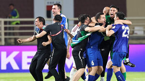 월드컵 본선 진출 확정되자 기뻐하는 우즈베키스탄 선수들 (사진=AFP, 연합뉴스)