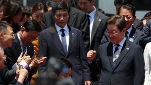 이재명 대통령, 민주당 전현직 지도부 초청 만찬