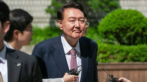 경찰, 윤 전 대통령 12일 소환통보&hellip;비화폰 삭제지시 혐의 추가