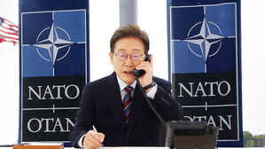 "대통령, 나토 참석이 좋지 않겠나…러 통화 계획 없어"