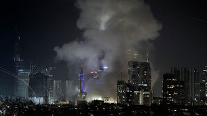 이스라엘에 보복 공습…"미사일 수백 발 발사"