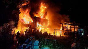 "'펑' 소리" 파주 단독주택서 치솟아 옆동까지&hellip;70대 사망