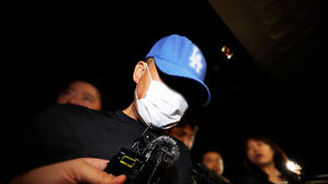 공중전화 쓰다 덜미…스토킹 살해 40대 "심신 지쳤다"
