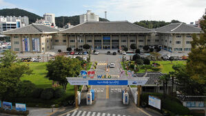 '해산물 28만 원' 바가지요금 영상&hellip;여수시 "사실무근&middot;강력대응"