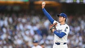 오타니, 663일 만에 등판 '이도류' 재개…1이닝 1실점
