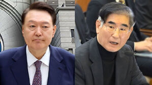 윤 전 대통령 "지지자들 보게 막지 마라"…김용현, 보석 거부한 이유는