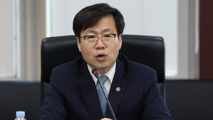 여한구 "향후 몇 주간 관세 협상 긴박&hellip;갈길 바빠"