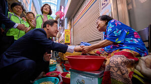 이재명 대통령이 20일 울산 울주군 언양알프스시장을 방문하고 있다.(사진=대통령실 제공, 연합뉴스)