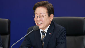 이재명 대통령이 20일 울산전시컨벤션센터에서 열린 인공지능(AI) 글로벌 협력 기업 간담회에서 발언하고 있다. (사진=대통령실통신사진기자단, 연합뉴스)