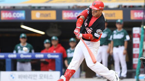 10번째 김광현&middot;양현종 맞대결&hellip;KIA-SSG, 연장 혈투 속 무승부