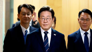 64년 만에 민간 국방장관…보수 출신 보훈장관