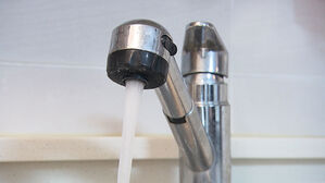 "뜨거운 수돗물 먹지마라"…40년된 집 냉수 틀자 '발칵'