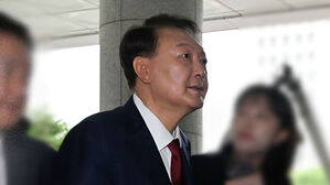 저녁까지 이어지는 조사…특검, 윤 전 대통령 추가 소환할 듯