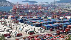 한국 7월 수출 6%↑…반도체 역대 7월 최대치