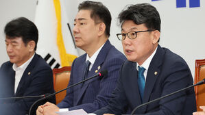 진성준 "부동산 시장 불안 이어지면 세제 카드 검토&hellip;최후의 수단"