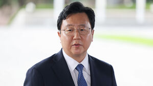 정진우 중앙지검장 사의 표명…'대장동 항소 포기' 하루만