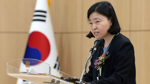 임은정 취임날 내부 직격 "개혁해일 자초&hellip;검찰권 자격 있나"