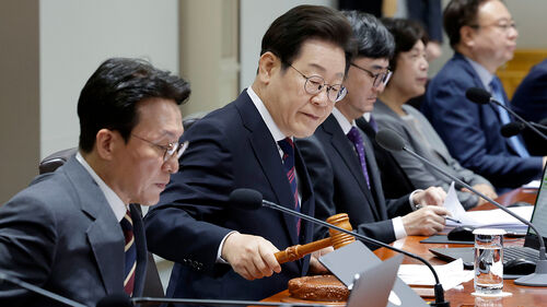 31.8조 추경 국무회의 의결…"국민 삶 마중물 되게 신속 집행"