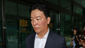 [단독] 내란특검 "김성훈 차장, 윤 변호인 나가자 진술 바꿔"