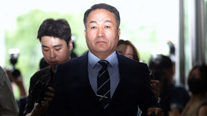 김계환 전 사령관, 순직해병특검 출석…'VIP 격노설' 집중 조사