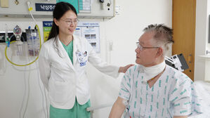 서울대병원, 국내 최초 폐 이식 로봇 수술 성공