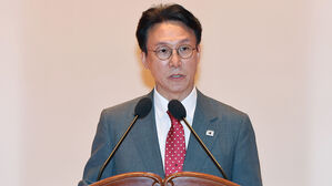 김 총리 "대한민국 승리 함께 뛰자"&hellip;세종서 취임식 업무 본격화