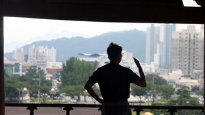 서울 한낮 36도&hellip;제주도&middot;전남엔 비