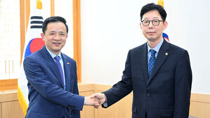 외교 1차관, 주한 중국대사 접견&hellip;"APEC 계기 교류&middot;협력 심화"