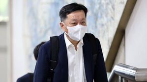 법원, '대장동 의혹' 정진상 보석 조건 완화&hellip;관련자 연락 가능