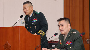 국방부, '박정훈 표적 수사 의혹' 김동혁 검찰단장 직무 정지