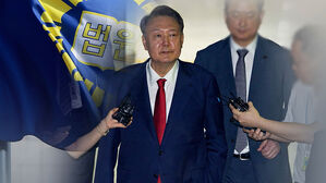 "증거인멸 우려" 재구속…내란 재판 불출석