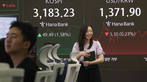 코스피 3180대 마감 연고점 또 경신&hellip;코스닥 800선 눈앞