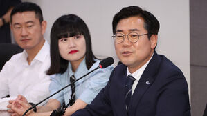 박찬대 "한동훈, 진정 국민의힘 걱정되면 내란 세력 끊어내라"