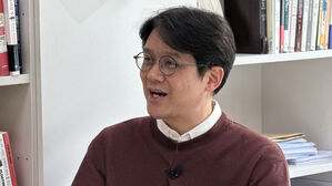 [정치쇼] "'서울대 10개 만들기? 그보다 중요한 건&hellip;" 경제학자의 도발적 제안