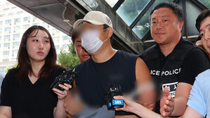 김포서 부모&middot;형 살해한 30대 구속&hellip;법원 "도주 우려"