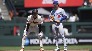 이정후, MLB 전반기 최종전서 2루타&middot;멀티 출루
